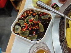 -鲁员外地锅鸡地锅鱼(古墩路店)