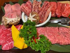 -炼火烤肉店
