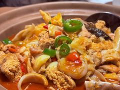 公安鱼杂煲-丹江渔村(龙旗店)