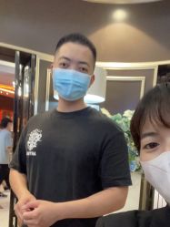 点击看大图 -八佰伴8008星级形象店