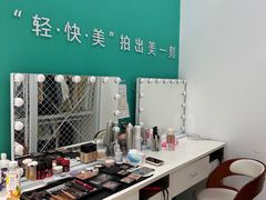 -拍刻风照相馆(花都融创店)