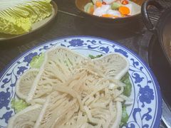 -冯校长老火锅(中联广场店)