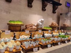 -雍和会海鲜姿造自助(湖东路店)