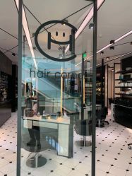 -HAIR CORNER