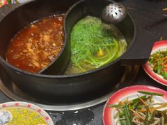 -沸炉重庆老火锅(军事博物馆店)