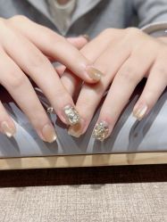 -艾珂·美甲美睫