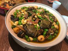 -有红鸡毛店·川菜(建设路店)