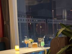 -Tipsy Bar•屋顶露台酒吧&水烟吧