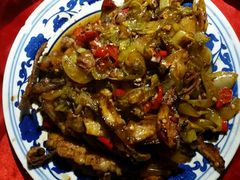 -鑫驼峰牛排火锅(普陀路店)