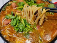 招牌炸酱小锅米线-肥汁米蘭香港米线(长宁来福士店)