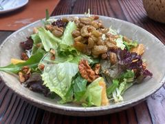 烤菠萝色拉-Golden Lily河内巴黎法越料理餐厅(建国西路店)