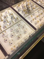 -菜百首饰店(东方新天地店)