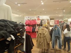 -优衣库(东莞汇一城店)