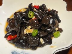 -魏铭鱼头捞饭(晋阳路店)