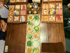 -银米·云南传统过桥米线(双廊黑金冠店)