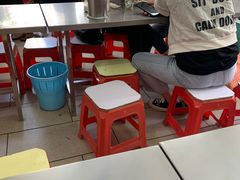 -后街女孩肠粉店