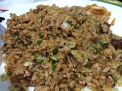 -牛吃草牛肉面(甬港南路店)