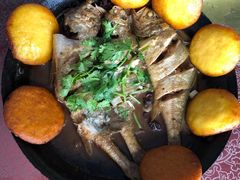 黄花鱼贴饼子-华圆美食