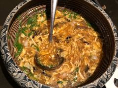 传统海鲜酸辣汤-北京王府井希尔顿酒店·秦唐中餐厅Chynna