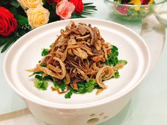 -皇城根·烤鸭·鱼头·家常菜(欧亚大观乐活城店)