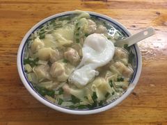 -胖子馄饨坊(天目大厦东南)