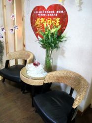 -川禾美发沙龙