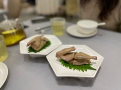 千盐水乳鸽（半只）-狮王府淮扬菜(新街口友谊店)