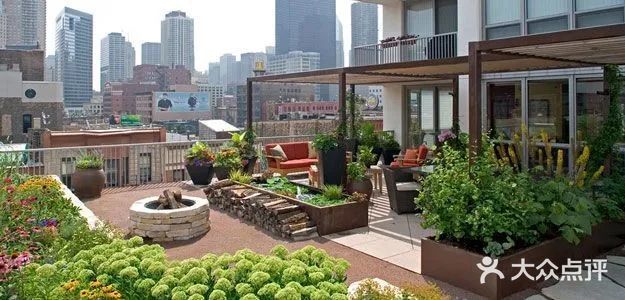 “再穷不买顶楼，再傻不买一楼”