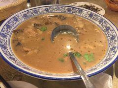 小鸡炖蘑菇-三义和酒楼(广渠门店)