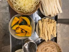 -五里关火锅(上海鑫耀·光环Live店)