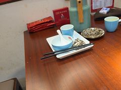 -魏铭鱼头捞饭(晋阳路店)