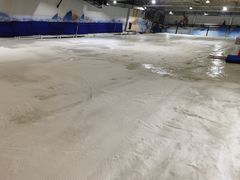 -乔波室内滑雪场