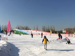 -北京亚布洛尼朝阳公园滑雪场