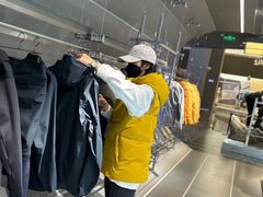 -迪桑特DESCENTE(北京三里屯BLANC店)