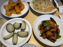 -关东小磨东北菜(上海长风大悦城店)