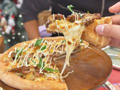 -Dragon Pizza•圆脸龙披萨·牛排餐厅