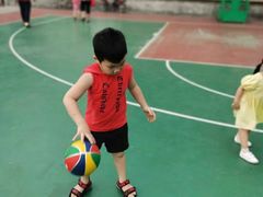 -悦动体能篮球羽毛球网球(三里河店)