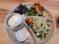 -素满香·全民食养自助(长宁龙之梦店)