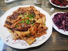 -壹阁胡羊焖饼(特色小吃街店)
