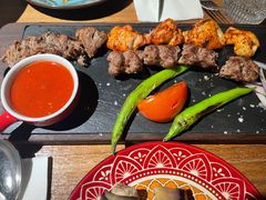 格鲁吉亚烤肉拼盘-格鲁·秀色Georgia’s Feast