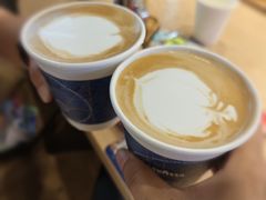 -LAVAZZA拉瓦萨咖啡(中航城君尚购物中心店)