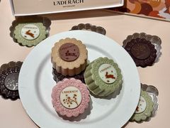 -Laderach 莱德拉(上海环贸iapm店)