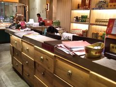 -力力渔港涉外店