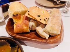 餐前面包-Osteria Garden 生蚝花园餐厅(原进贤路店)