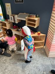 -奈尔宝·儿童乐园·亲子餐厅(华采天地店)