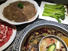 -晓宇重庆火锅(大唐不夜城店)