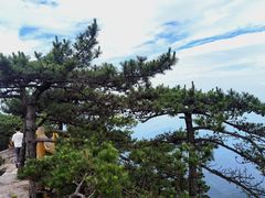-罗田薄刀峰风景区