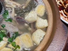 -古都历食南京菜·烤鸭·鸭血粉丝·汤包(南京博物院店)