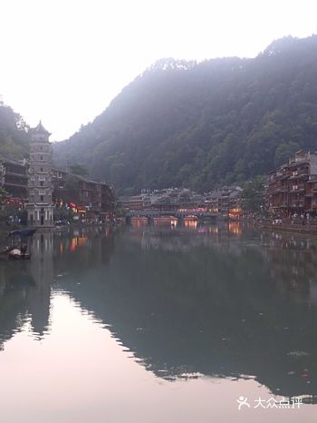 简述： 地理位置: 湘西土家族苗族自治州凤凰县凤凰古