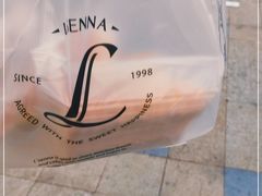-罗森尼娜(德思勤店)